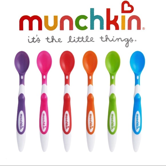 Munchkin's Soft-Tip Ergonomic Infant Spoons. - Picture 9 of 11